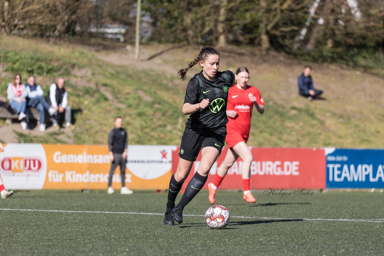 Bild 73 - wBJ Eimsbuettler TV - VfL Wolfsburg : Ergebnis: 1:3